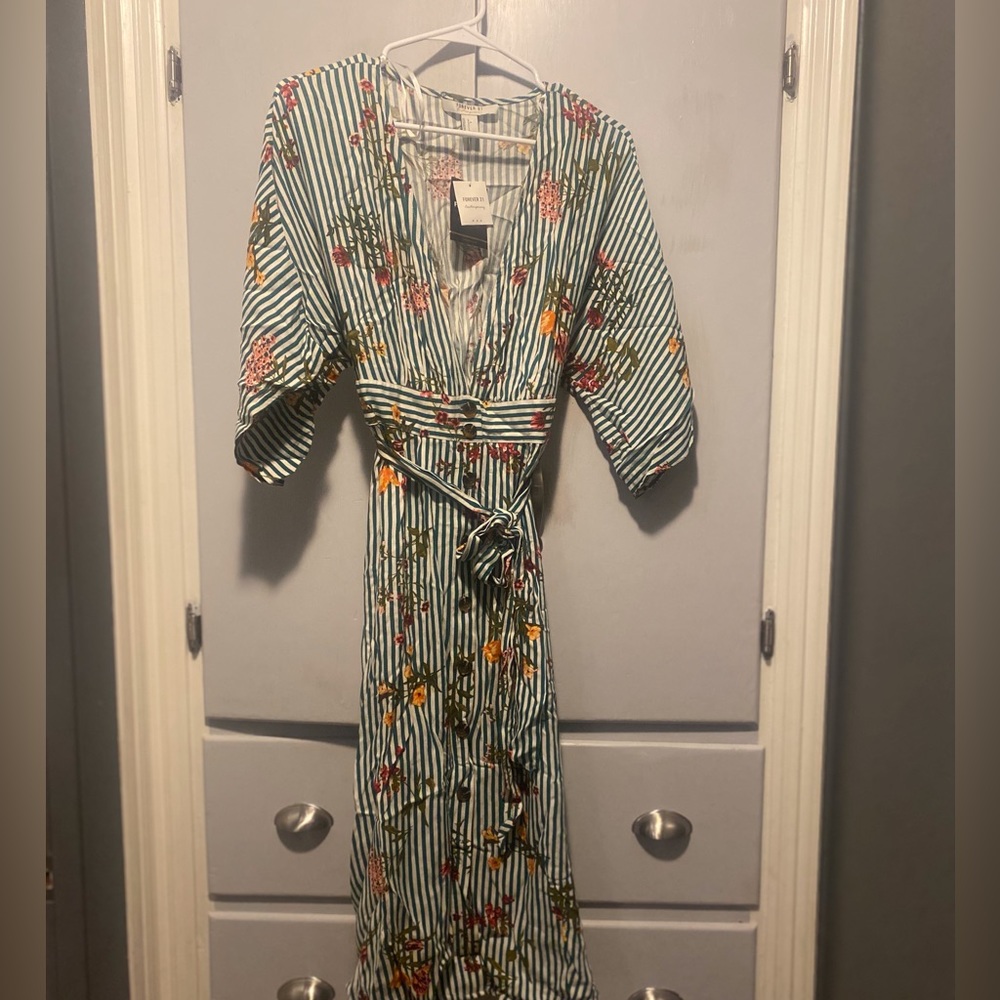 NWT Forever 21 Green Striped Floral Midi Dress